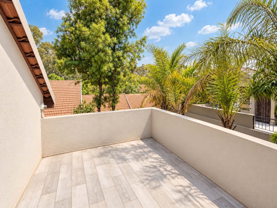 2 Bedroom Property for Sale in Douglasdale Gauteng