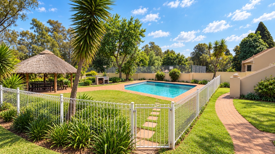 2 Bedroom Property for Sale in Douglasdale Gauteng