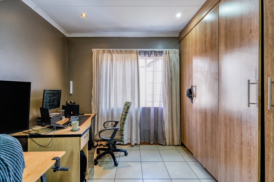 3 Bedroom Property for Sale in Equestria Gauteng