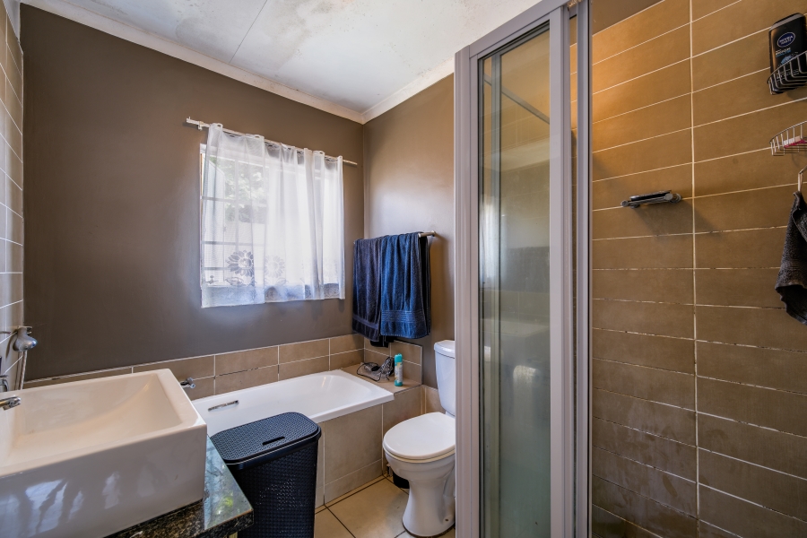 3 Bedroom Property for Sale in Equestria Gauteng