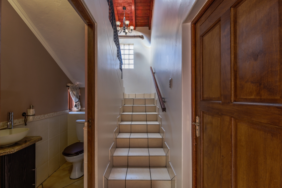3 Bedroom Property for Sale in Faerie Glen Gauteng
