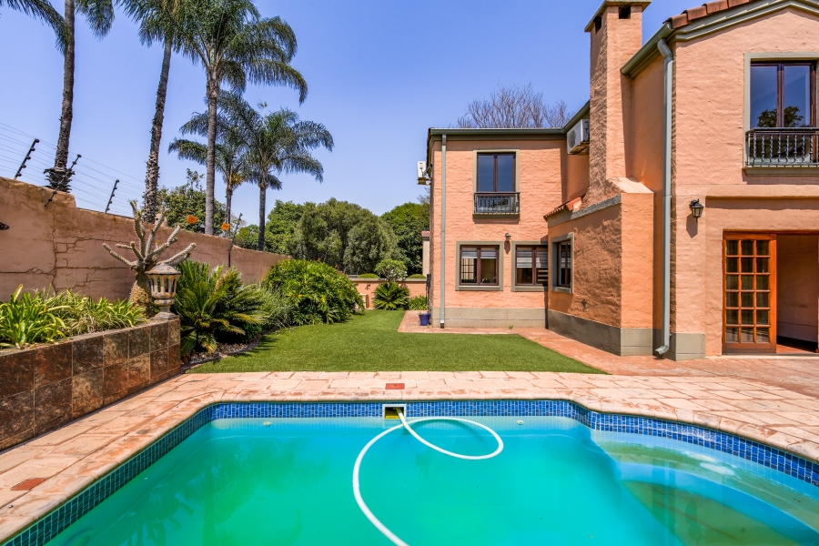 3 Bedroom Property for Sale in Faerie Glen Gauteng