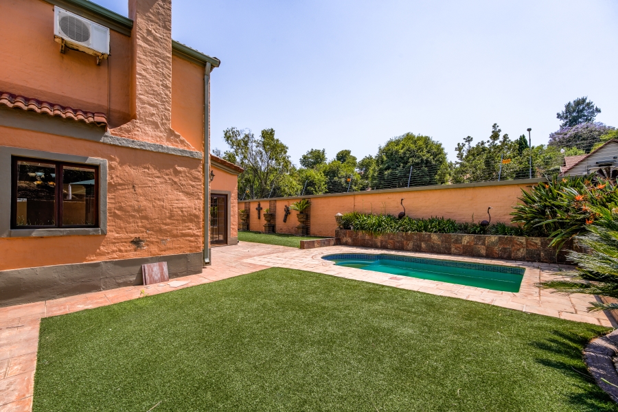3 Bedroom Property for Sale in Faerie Glen Gauteng