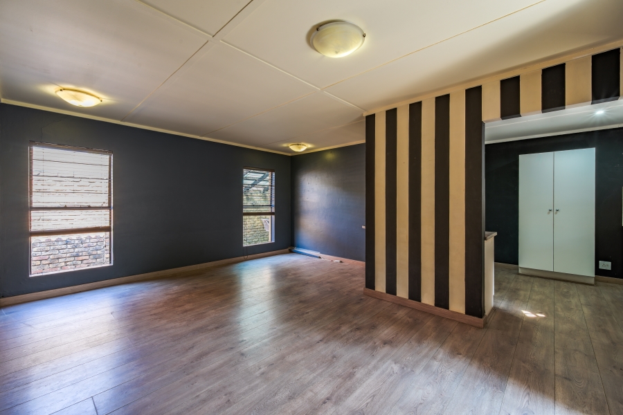2 Bedroom Property for Sale in Wapadrand Gauteng