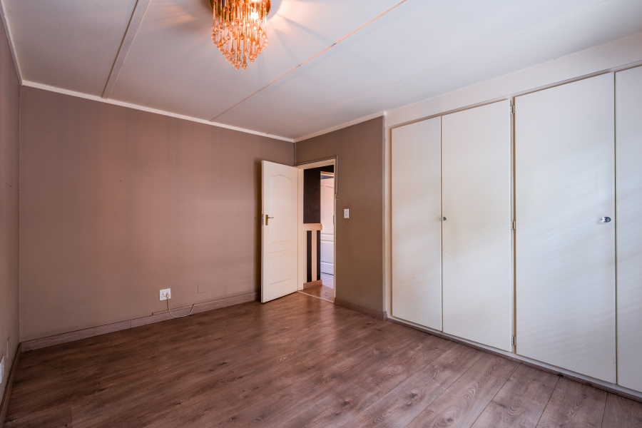 2 Bedroom Property for Sale in Wapadrand Gauteng