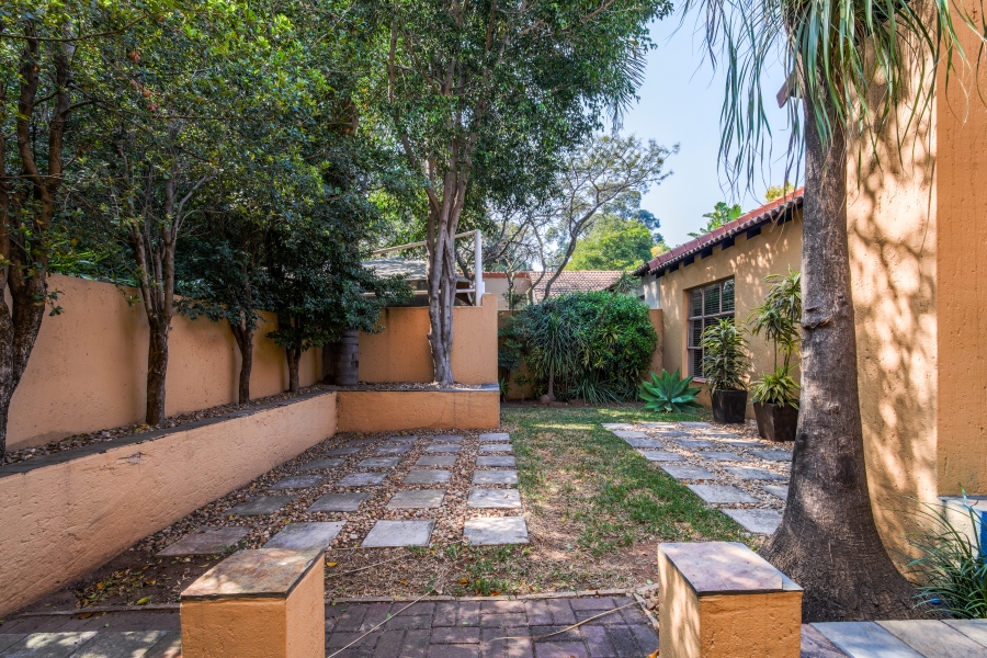 2 Bedroom Property for Sale in Wapadrand Gauteng