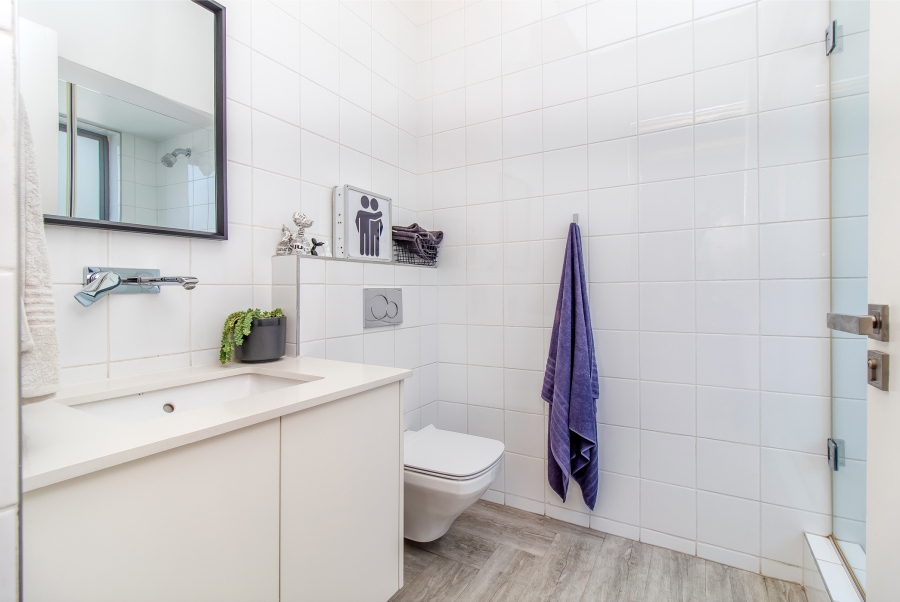 To Let 3 Bedroom Property for Rent in Sandown Gauteng