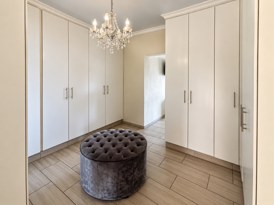 4 Bedroom Property for Sale in Vaal Marina Gauteng