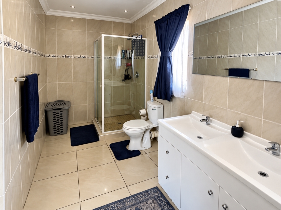 4 Bedroom Property for Sale in Vaal Marina Gauteng