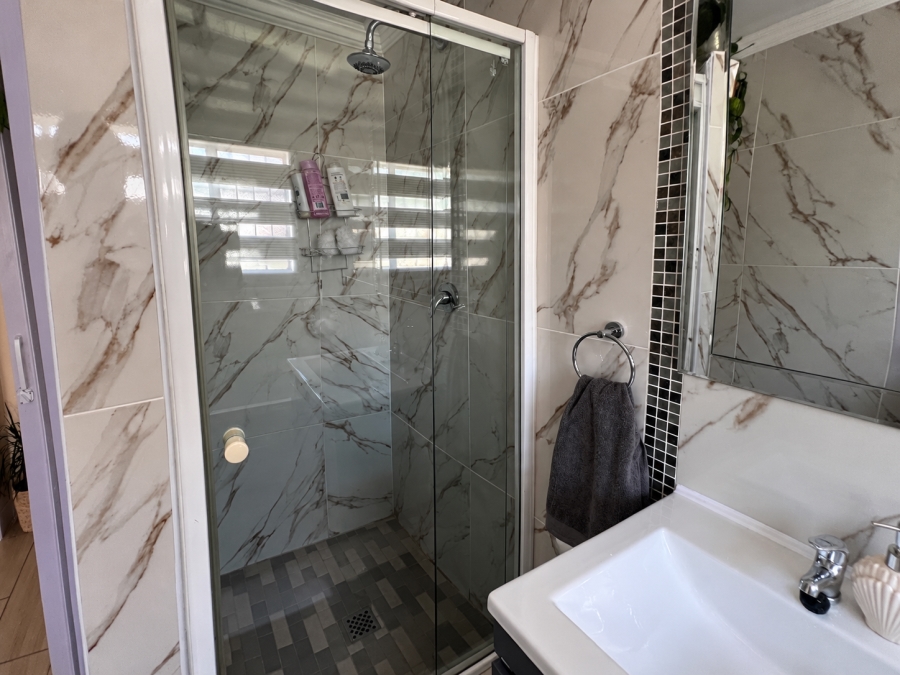4 Bedroom Property for Sale in Vaal Marina Gauteng