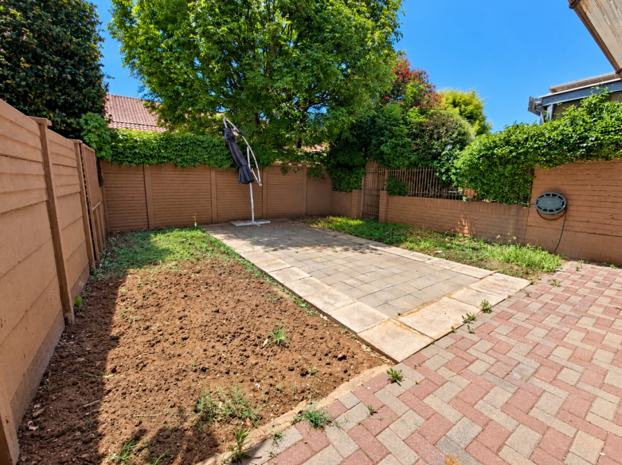 3 Bedroom Property for Sale in Three Rivers Proper Gauteng