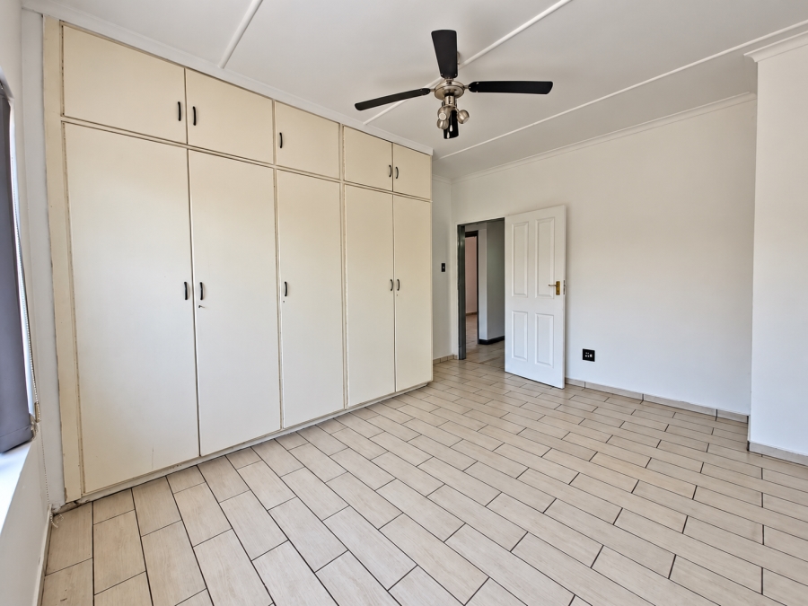 3 Bedroom Property for Sale in Three Rivers Proper Gauteng