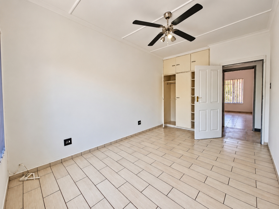 3 Bedroom Property for Sale in Three Rivers Proper Gauteng