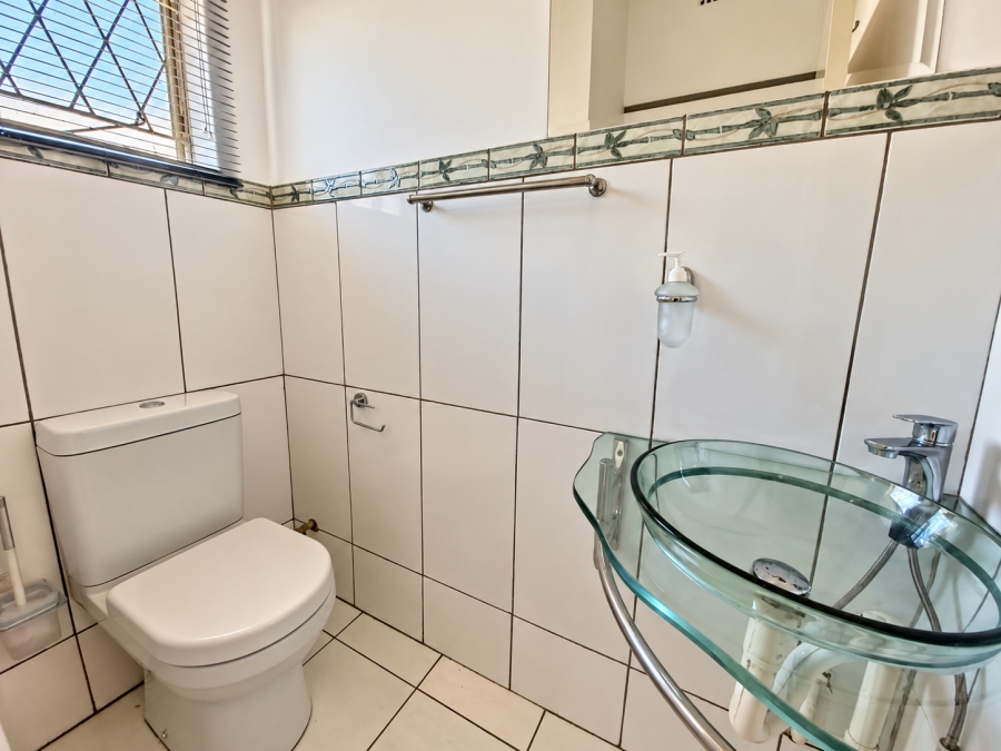 3 Bedroom Property for Sale in Three Rivers Proper Gauteng