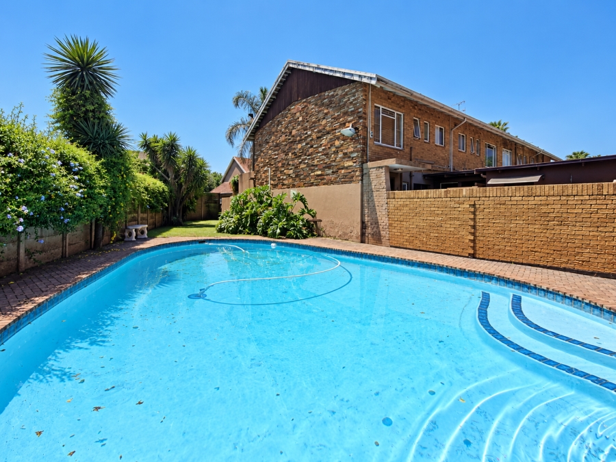 3 Bedroom Property for Sale in Three Rivers Proper Gauteng