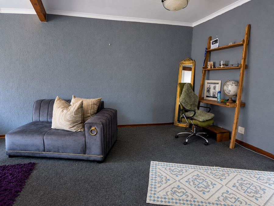 2 Bedroom Property for Sale in Three Rivers Gauteng
