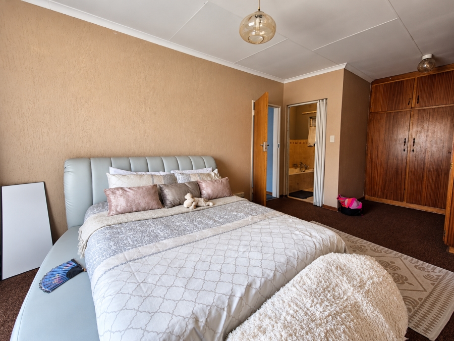 2 Bedroom Property for Sale in Three Rivers Gauteng