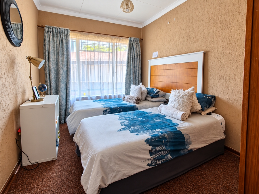 2 Bedroom Property for Sale in Three Rivers Gauteng