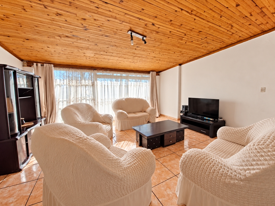 3 Bedroom Property for Sale in Three Rivers Gauteng