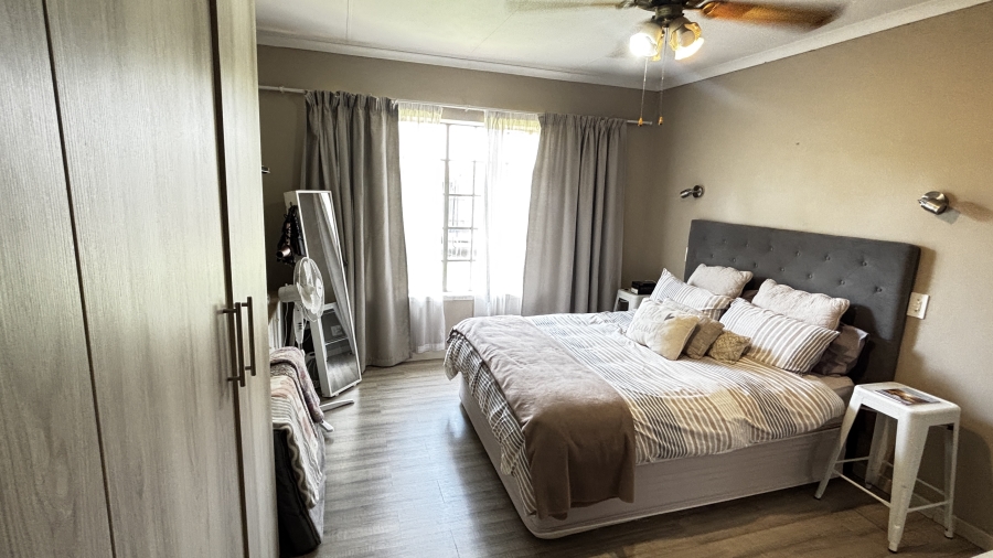 2 Bedroom Property for Sale in Montana Park Gauteng