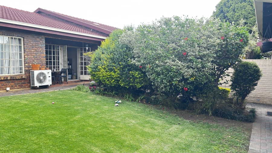 2 Bedroom Property for Sale in Montana Park Gauteng