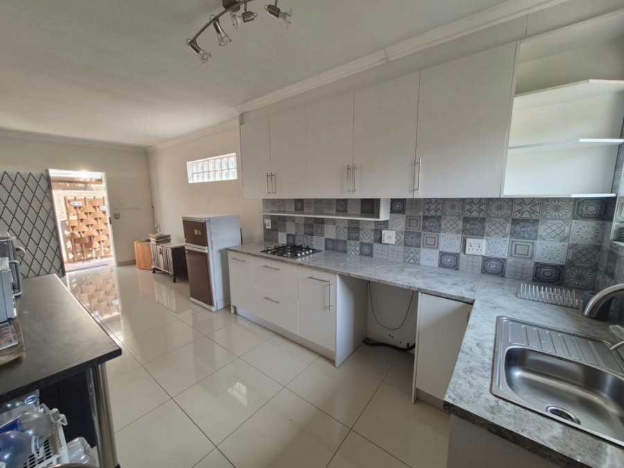 2 Bedroom Property for Sale in Bedford Gardens Gauteng