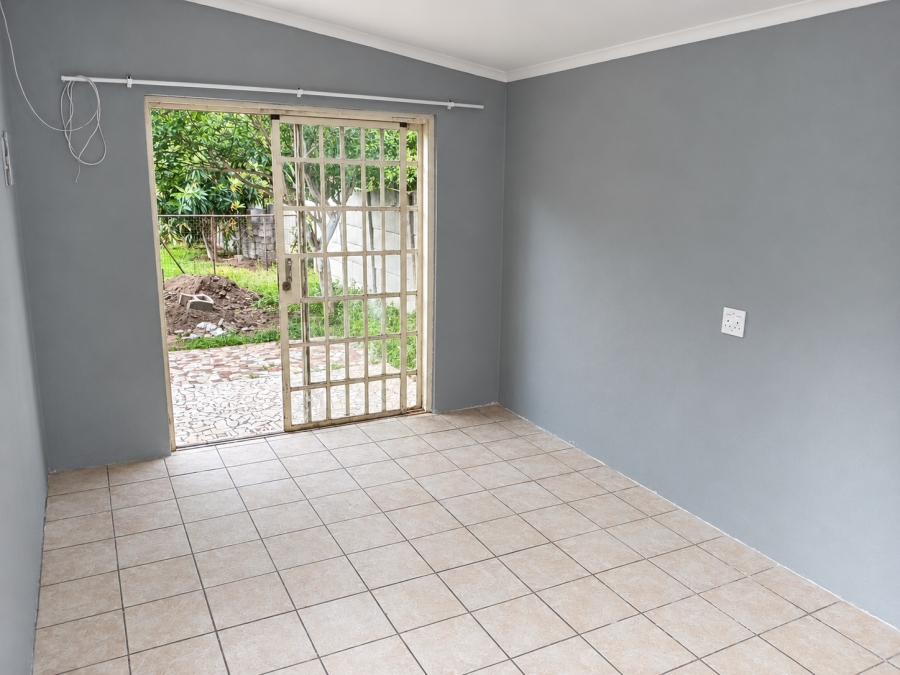 To Let 1 Bedroom Property for Rent in Dunnottar Gauteng