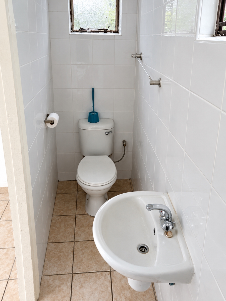 To Let 1 Bedroom Property for Rent in Dunnottar Gauteng