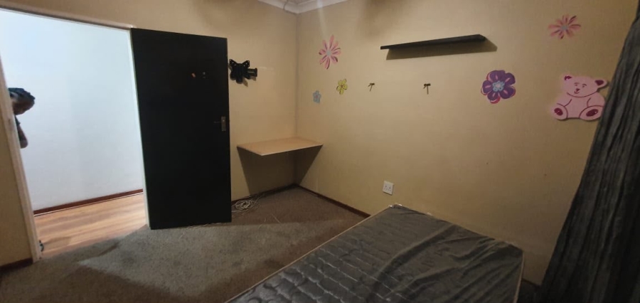16 Bedroom Property for Sale in Vanderbijlpark SE 7 Gauteng