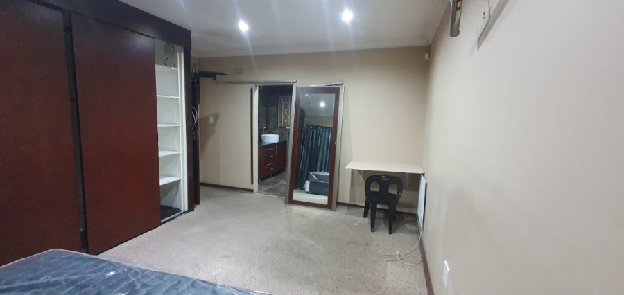 16 Bedroom Property for Sale in Vanderbijlpark SE 7 Gauteng