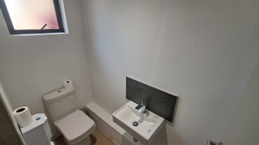 To Let Commercial Property for Rent in Midstream Estate Gauteng