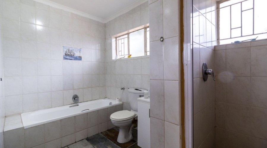 3 Bedroom Property for Sale in Mulbarton Gauteng