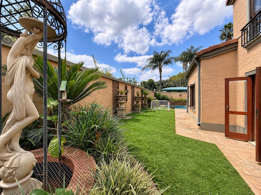 3 Bedroom Property for Sale in Faerie Glen Gauteng