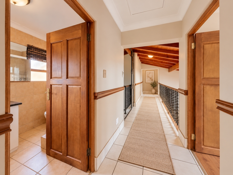 3 Bedroom Property for Sale in Faerie Glen Gauteng
