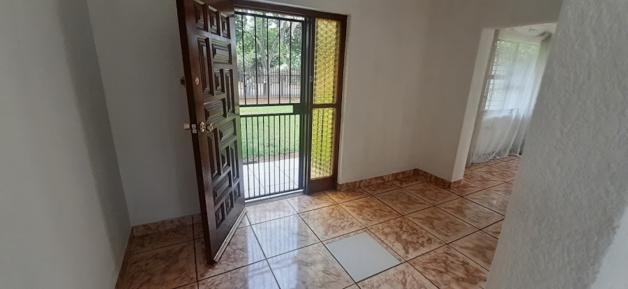 4 Bedroom Property for Sale in Esther Park Gauteng