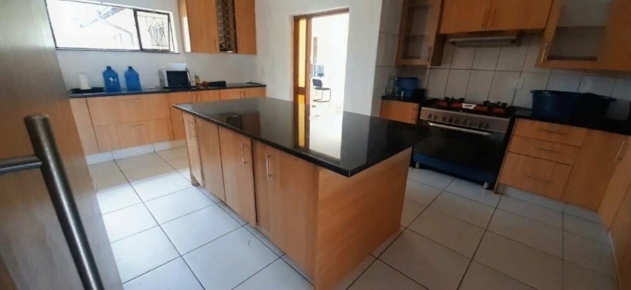 4 Bedroom Property for Sale in Esther Park Gauteng