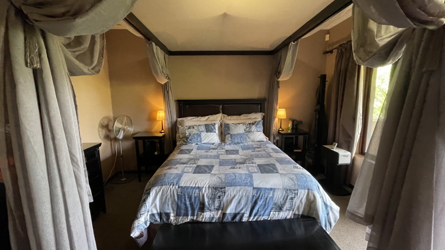 3 Bedroom Property for Sale in Kosmosdal Gauteng