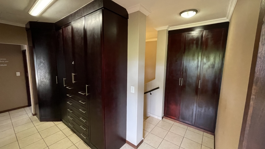 3 Bedroom Property for Sale in Kosmosdal Gauteng