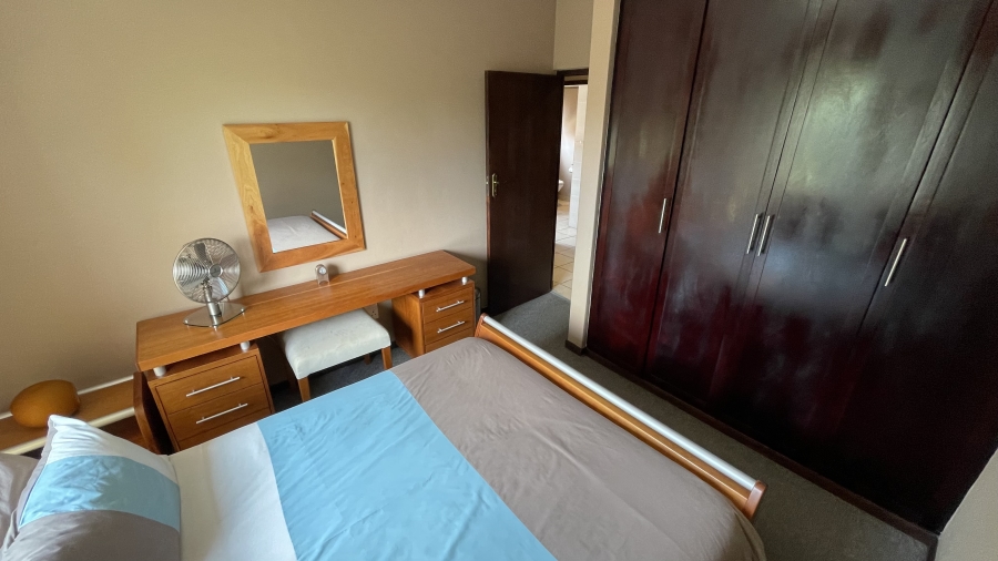 3 Bedroom Property for Sale in Kosmosdal Gauteng