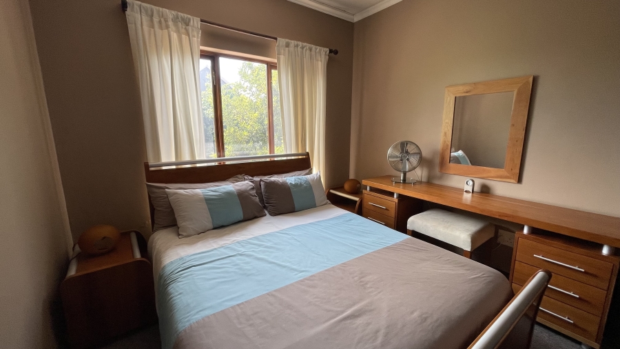 3 Bedroom Property for Sale in Kosmosdal Gauteng