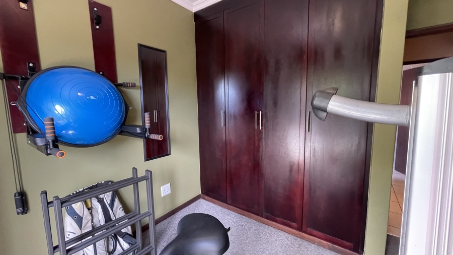 3 Bedroom Property for Sale in Kosmosdal Gauteng