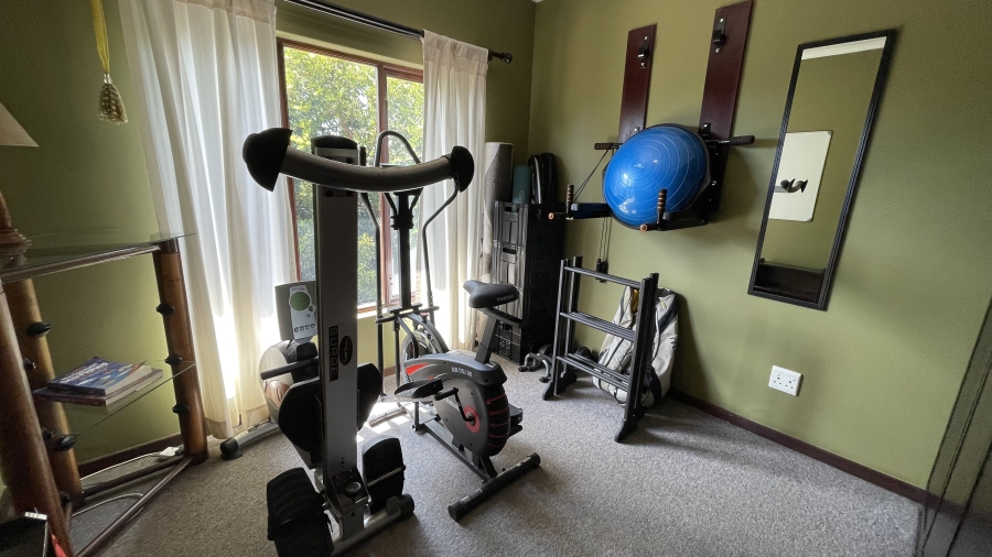 3 Bedroom Property for Sale in Kosmosdal Gauteng