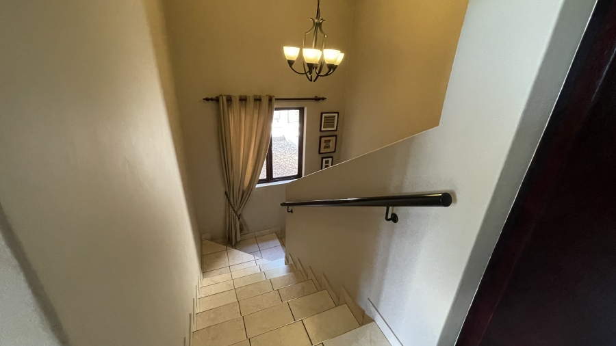 3 Bedroom Property for Sale in Kosmosdal Gauteng