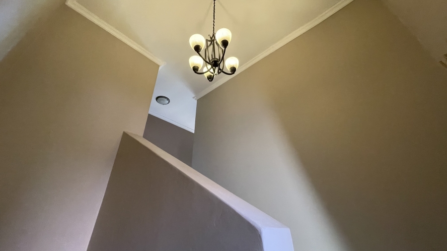 3 Bedroom Property for Sale in Kosmosdal Gauteng