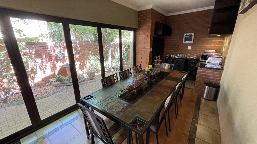 3 Bedroom Property for Sale in Kosmosdal Gauteng