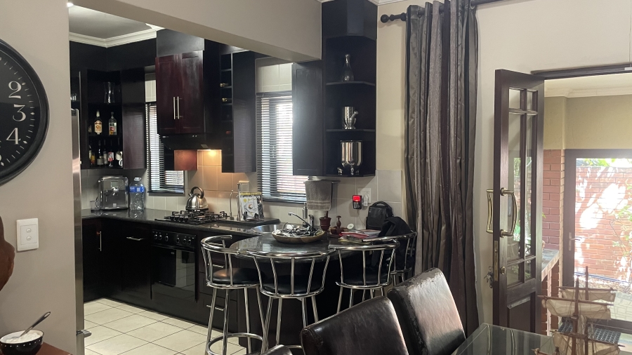 3 Bedroom Property for Sale in Kosmosdal Gauteng