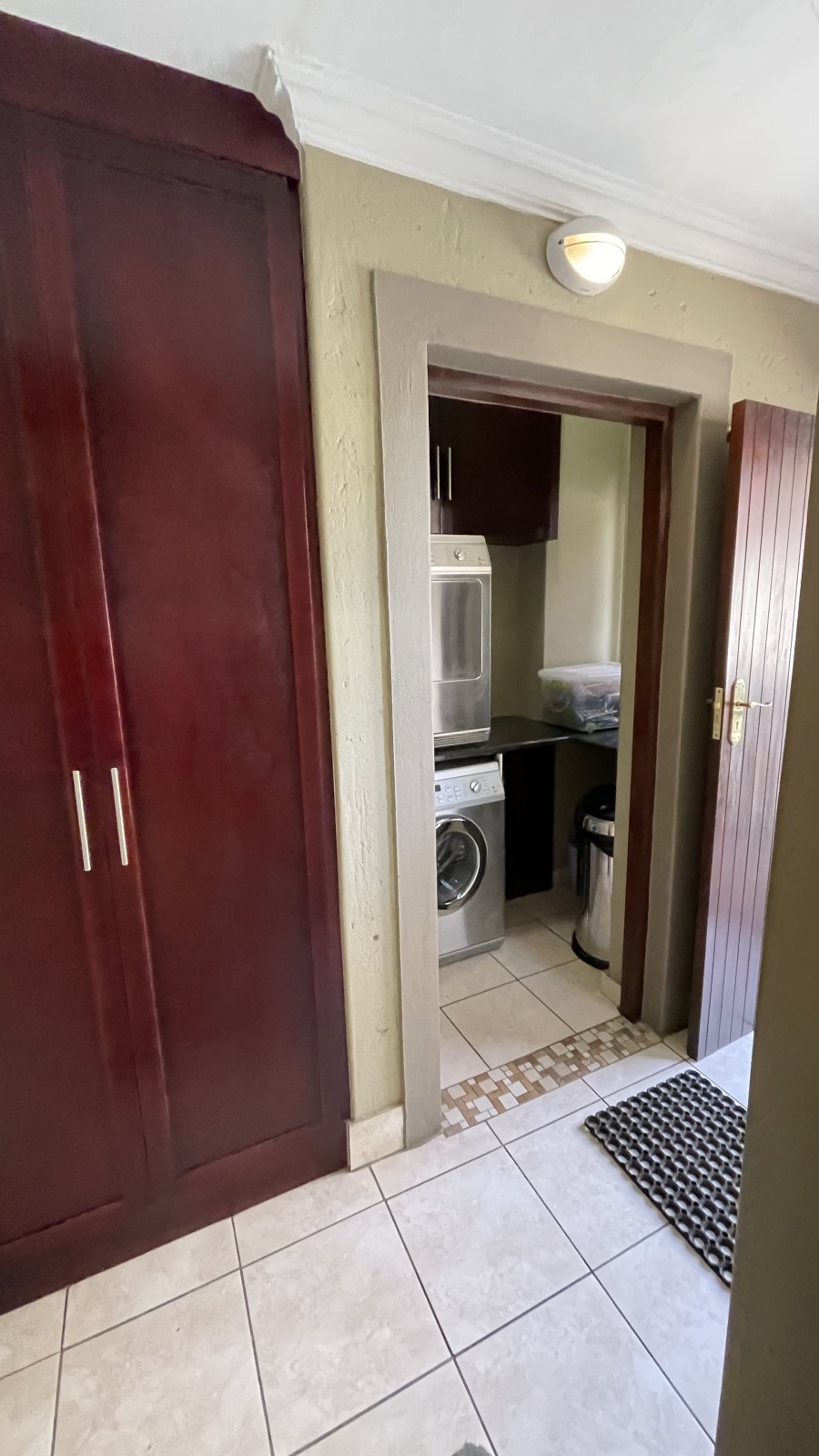 3 Bedroom Property for Sale in Kosmosdal Gauteng
