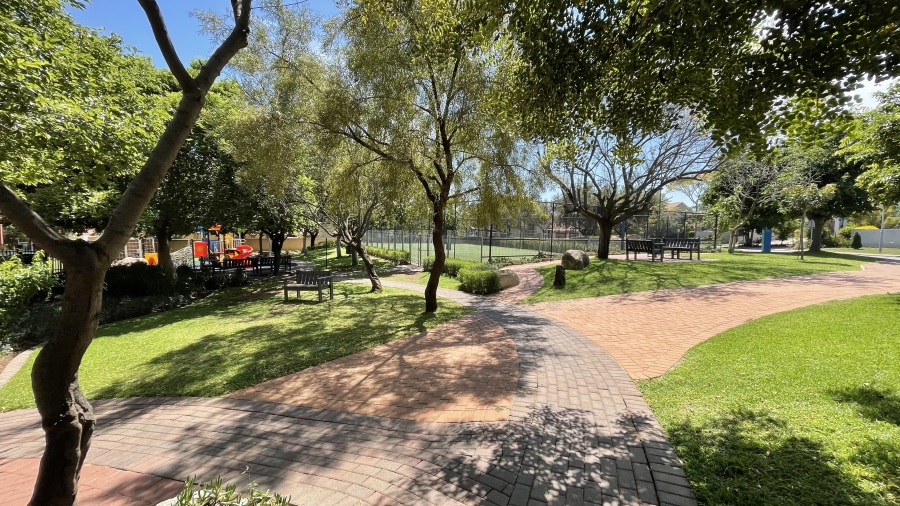 3 Bedroom Property for Sale in Kosmosdal Gauteng