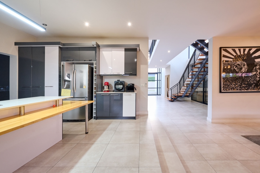 4 Bedroom Property for Sale in Waterfall Country Estate Gauteng