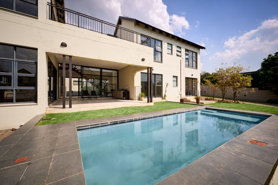 4 Bedroom Property for Sale in Waterfall Country Estate Gauteng
